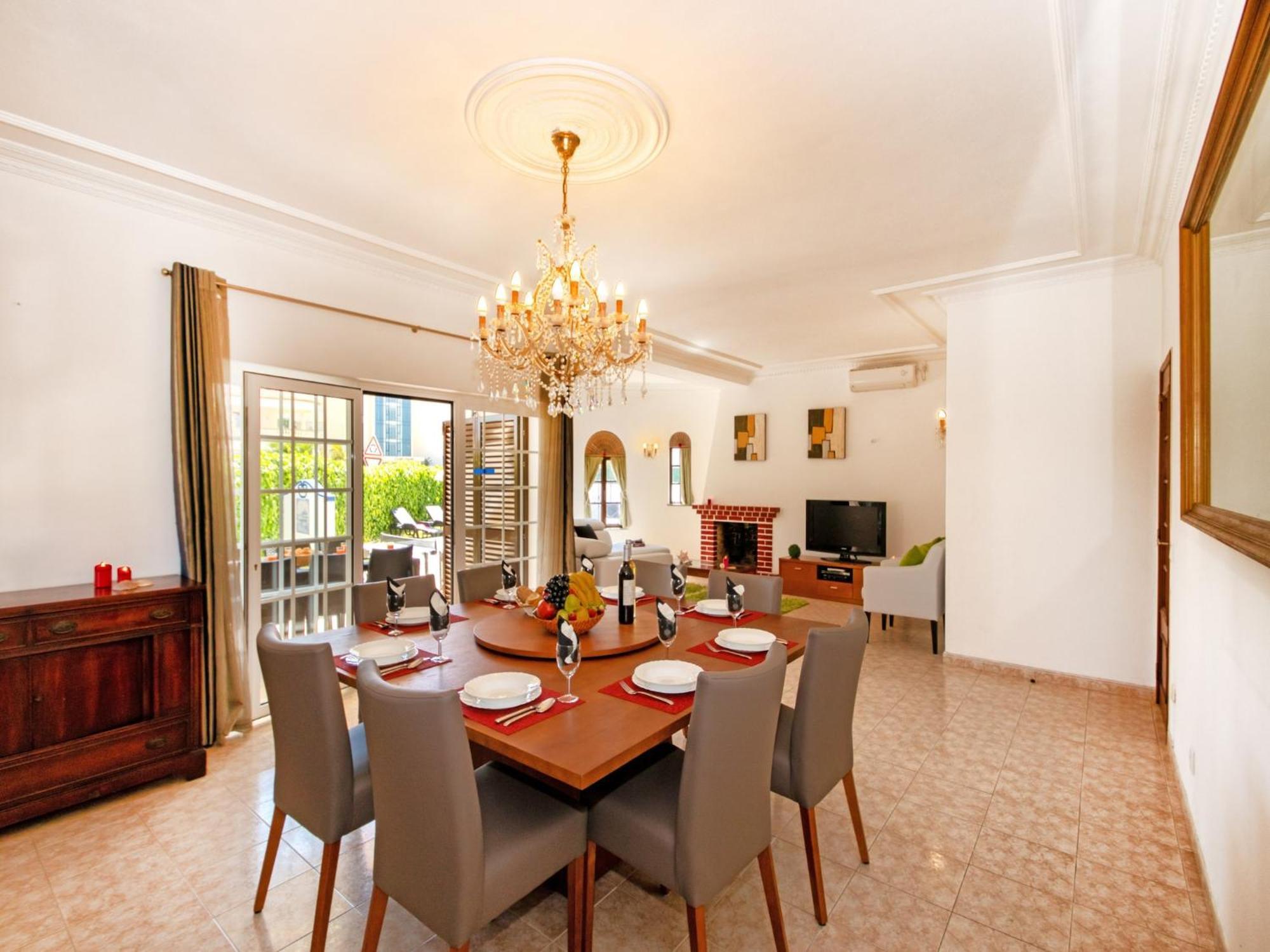 Charming Villa In Albufeira With Private Pool ภายนอก รูปภาพ